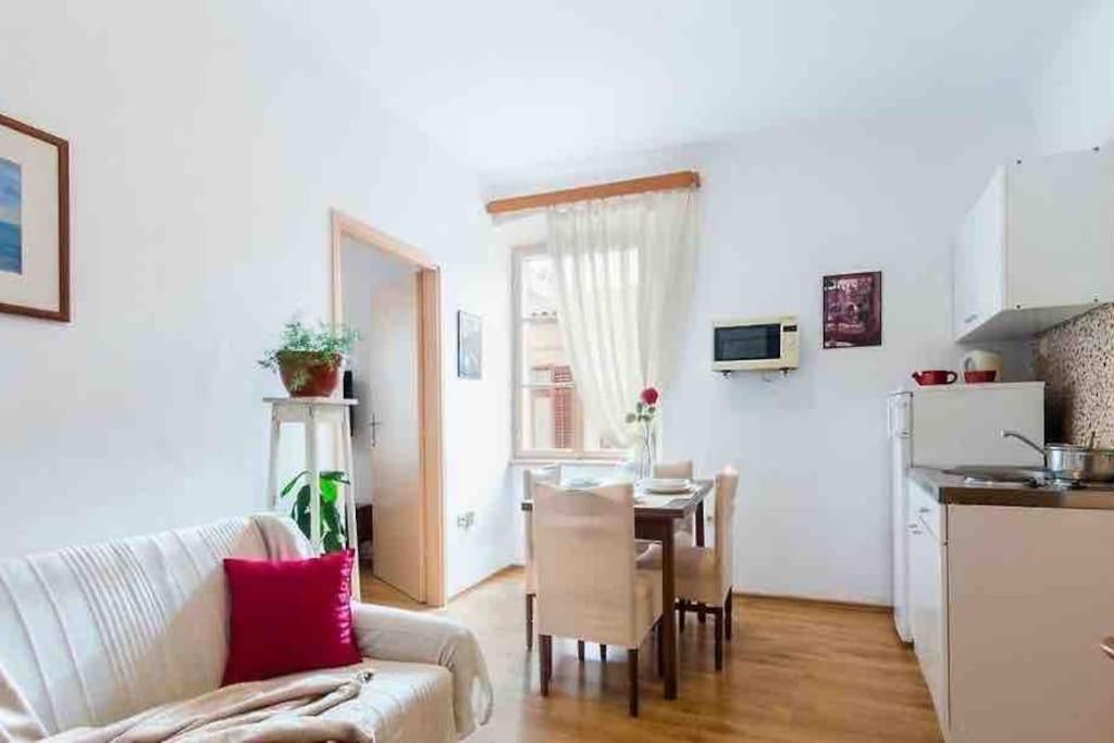Apartament Vintage Pula Zewnętrze zdjęcie